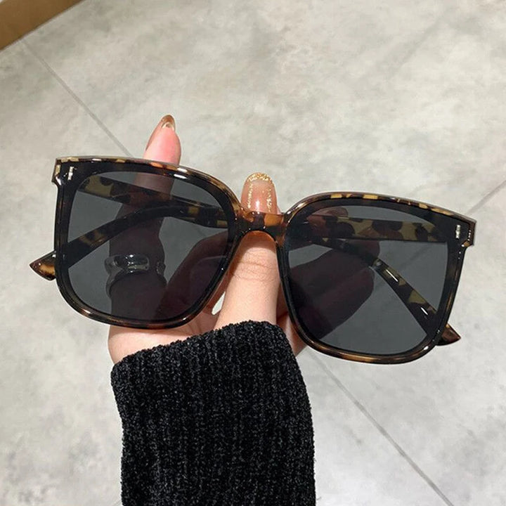 Vintage Square Sunglasses Women Oversized Sunglass Men Retro Black Sun Glasses Shades Goggle UV400 Oculos De Sol