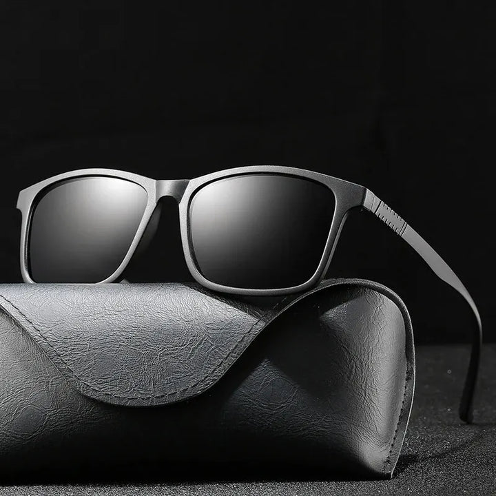 Luxury Men Sunglasses Fashion Vintage Square Ultra Light TR90 Frame Driving Fishing Sun Glasses For Man UV400 Eyewear