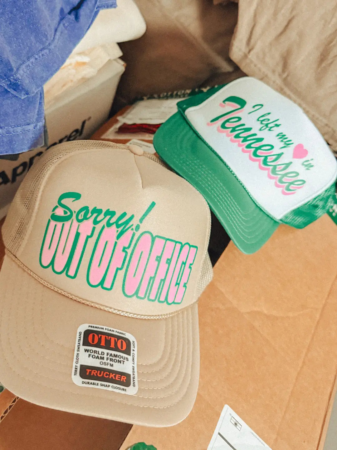 Underground Original Design: I Left my Heart in Tennessee, Western Trucker Hat