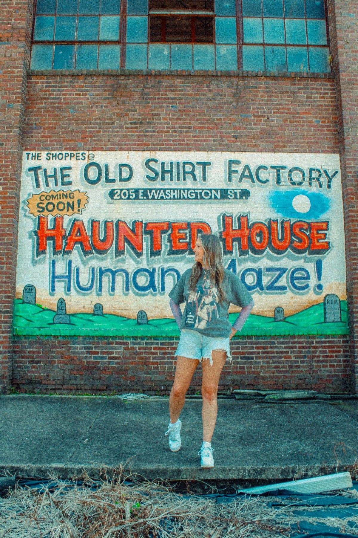 Blinding Horror Boxy Oversized T-Shirt