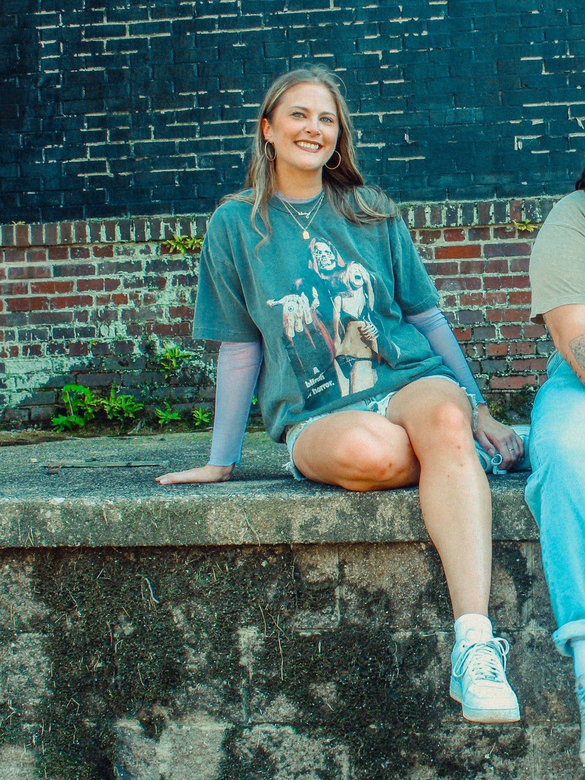Blinding Horror Boxy Oversized T-Shirt