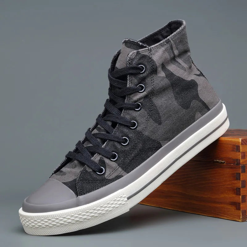 Men's Canvas Sneakers
