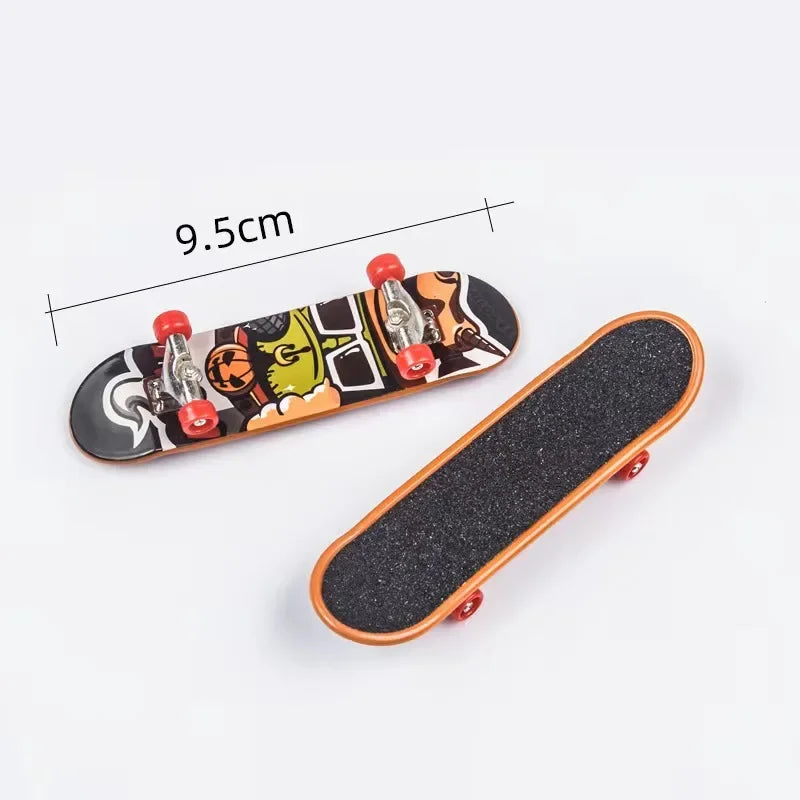 Mini Finger Skateboard Set
