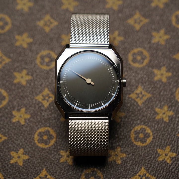 Men's Vintage-Style Quartz Watch