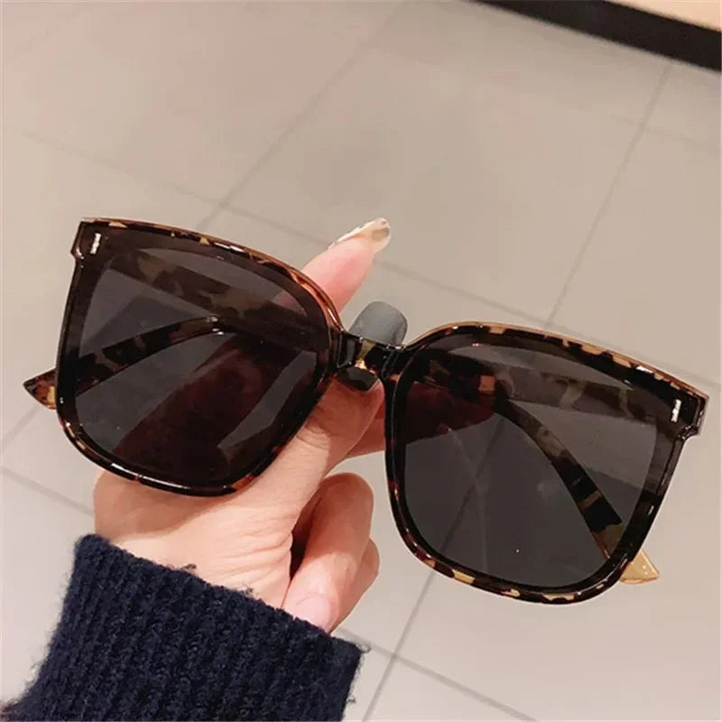 Retro Large Frame Sunglasses Men Women Popular Square Sun Glasses Ladies Black Eyeglasses Driver Goggles UV400 Eyewear
