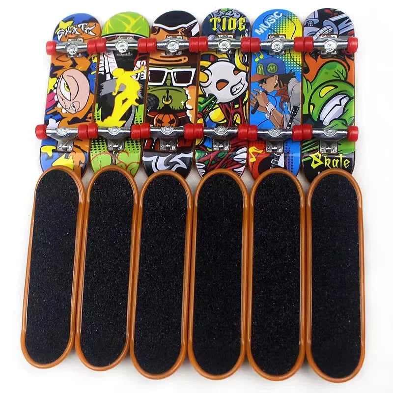 Mini Finger Skateboard Set
