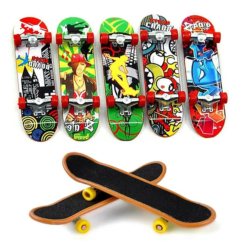 Mini Finger Skateboard Set