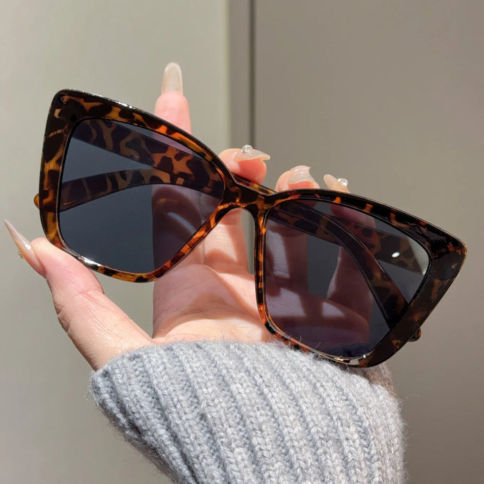 KLASSNUM Large Frame Vintage Cat Eye Sunglasses for Women Men Square Sun Glasses UV400 Protection Goggle Eyewear Shades