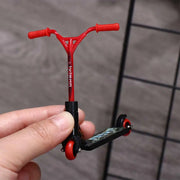 Mini Finger Skateboard Set