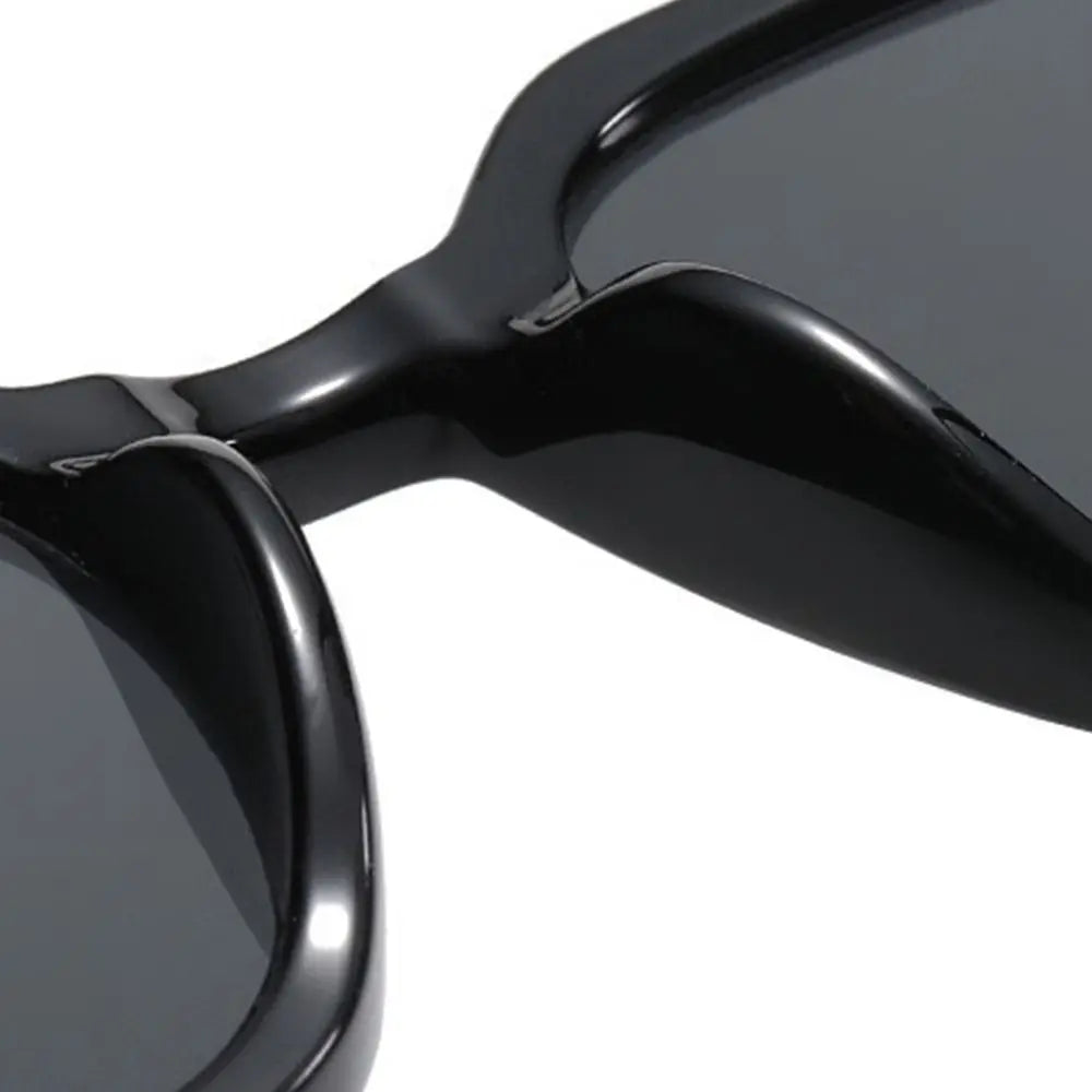 Casual Square Gradient Blush Sunglasses No Makeup UV400 Protection Anti-Glare Shades Decorative Eyewear for Women & Men