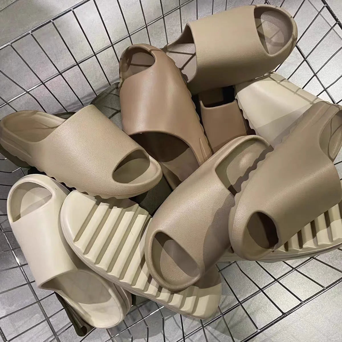 Women's Sandals & Slippers